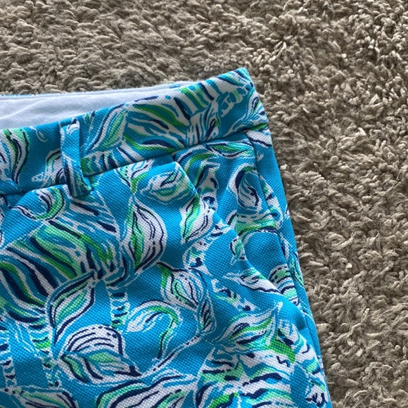 Lilly Pulitzer knit shorts - Picture 3 of 6